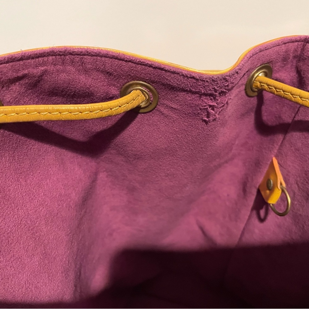 Louis Vuitton Noe Epi Yellow Crossbody and Shoulder Bucket Bag - Picture 10 of 16